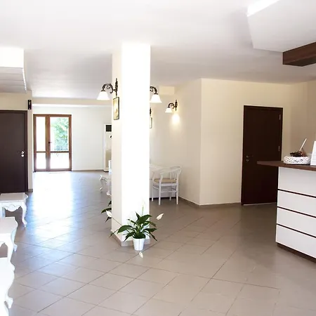 Otel Gardenia Hills 3*