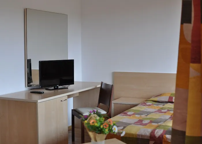 Gardenia Hills 3*