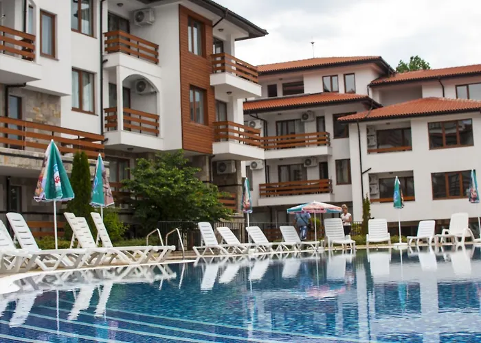 Gardenia Hills Hotel 3*