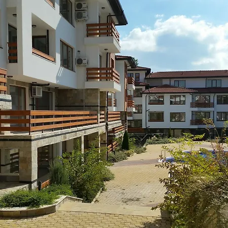 Gardenia Hills Хотел