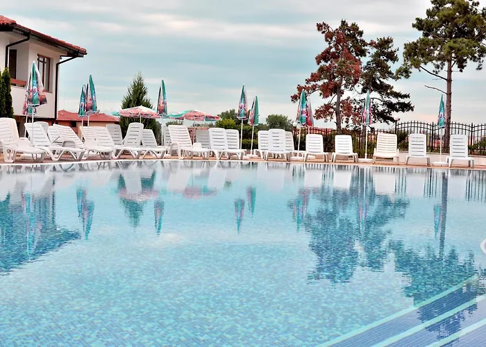 Gardenia Hills Hotel 3*