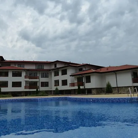 Gardenia Hills